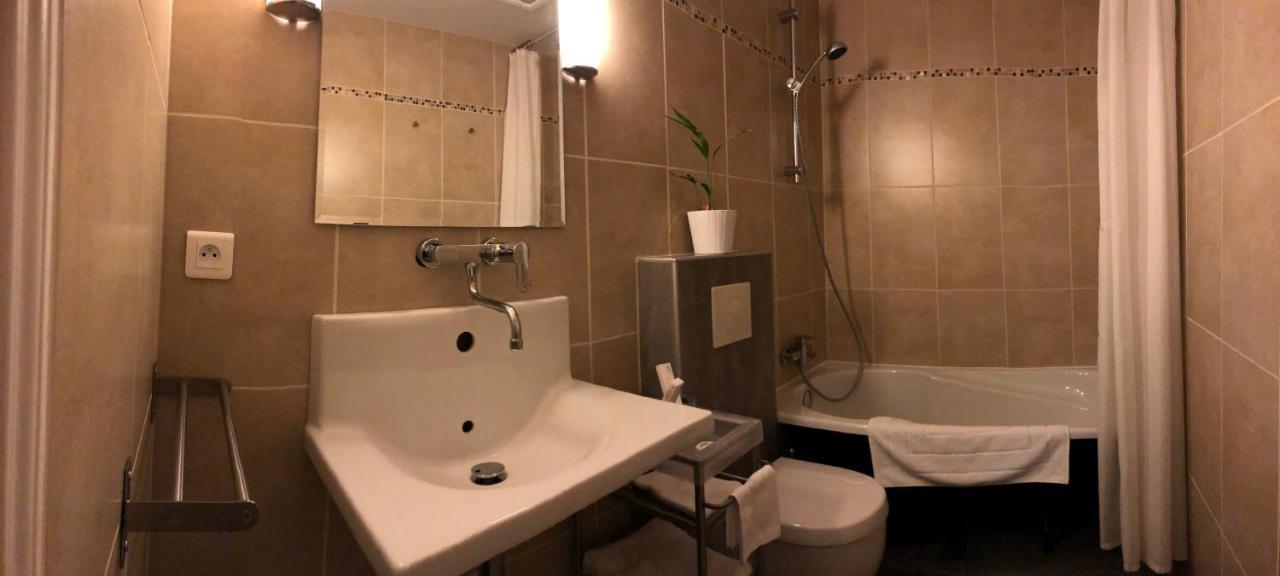 Bed and Breakfast Les Epis D'Or L'Isle-sur-Serein Exterior foto