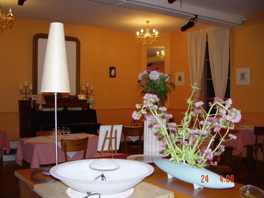 Bed and Breakfast Les Epis D'Or L'Isle-sur-Serein Exterior foto