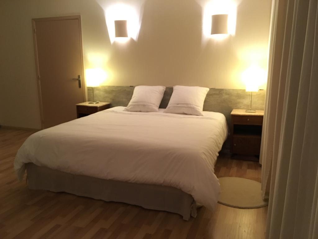 Bed and Breakfast Les Epis D'Or L'Isle-sur-Serein Exterior foto