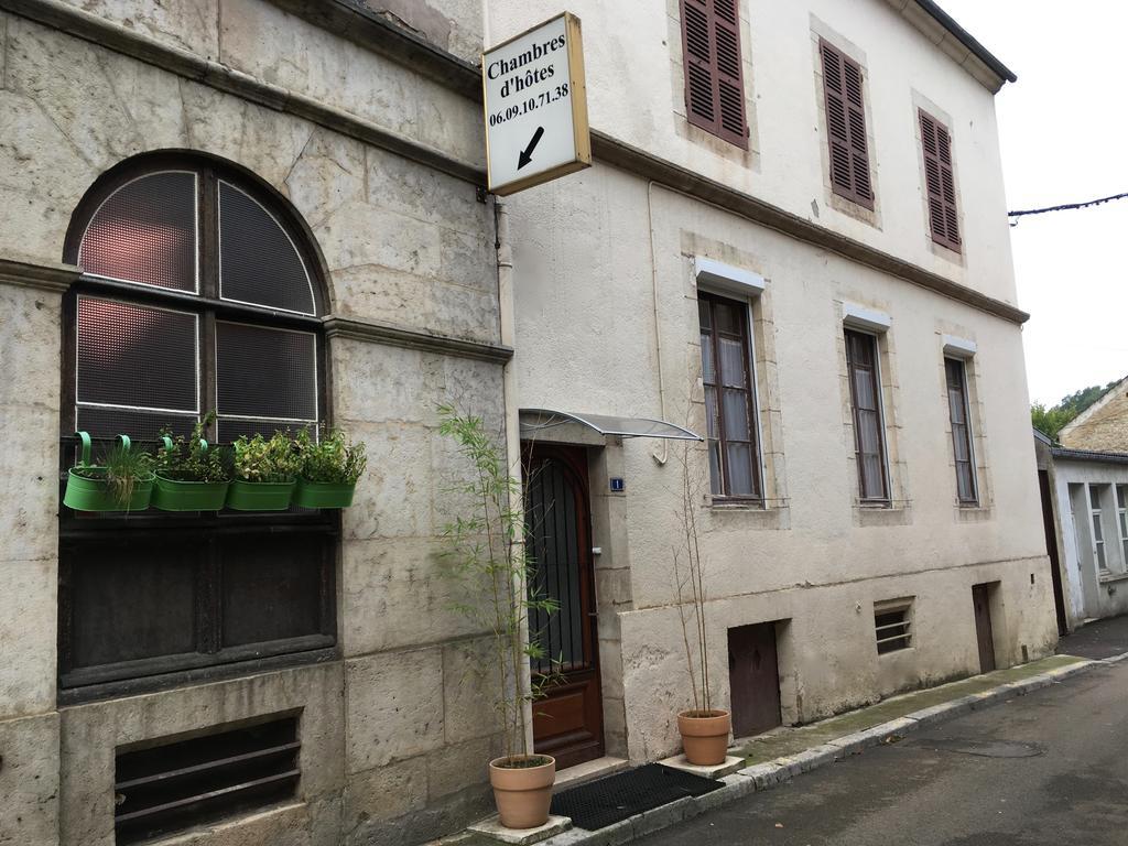 Bed and Breakfast Les Epis D'Or L'Isle-sur-Serein Exterior foto