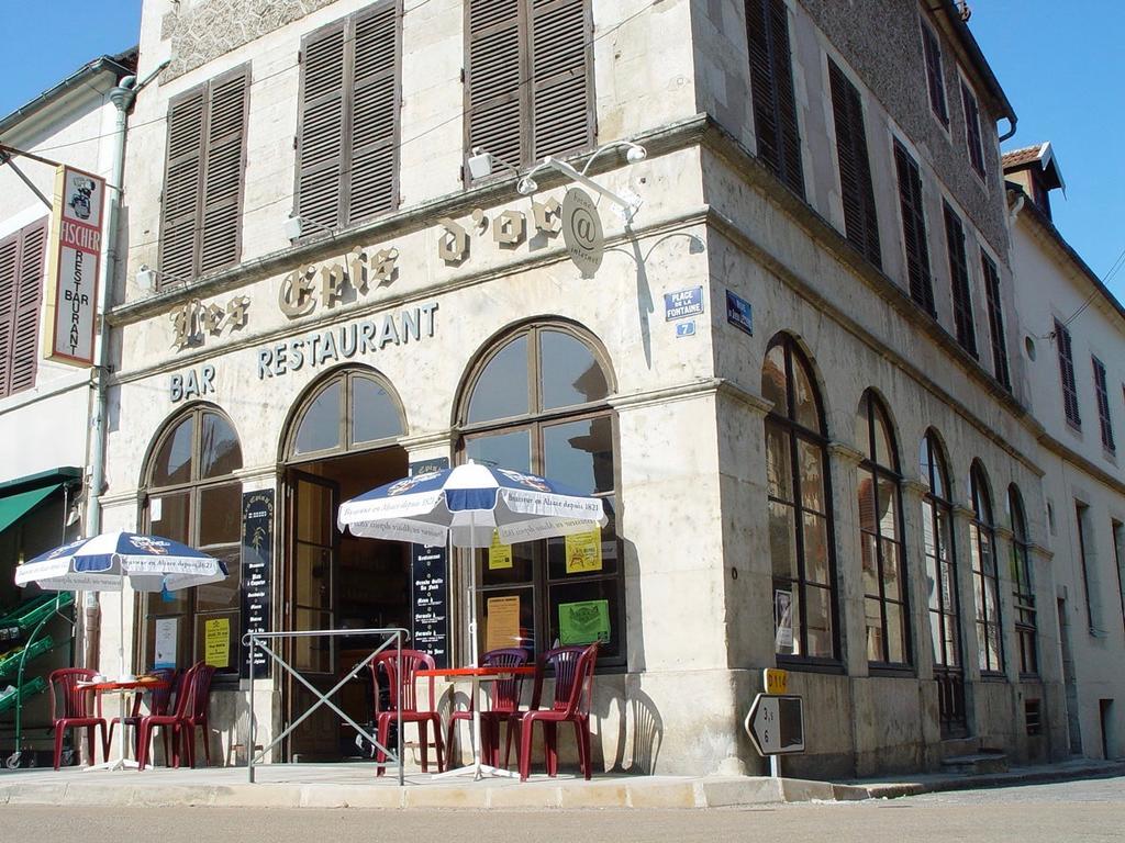 Bed and Breakfast Les Epis D'Or L'Isle-sur-Serein Exterior foto